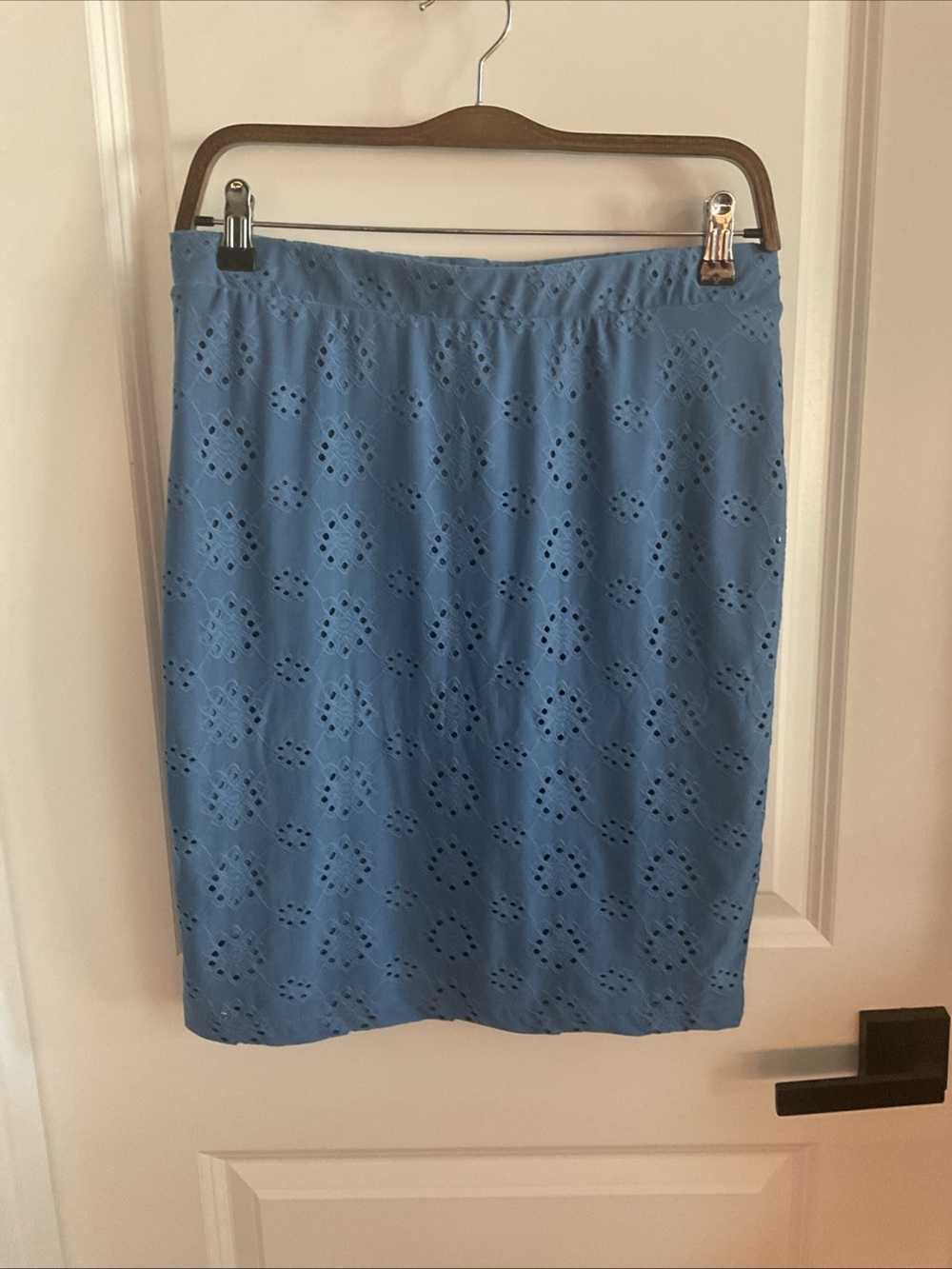 Renee C. - Periwinkle Eyelet Pencil Skirt - Ladies Size Medium